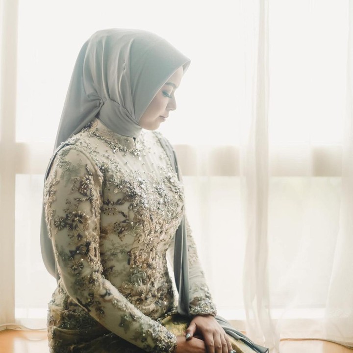 <p>Asri Faradila merupakan wanita kelahiran 2003 silam. Saat ini Asri Faradila baru berusia 18 tahun, Bunda. (Foto: Instagram @asrifaradila)</p>