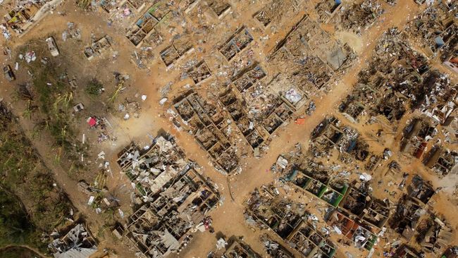 FOTO: Hancur Lebur Kota di Ghana Terkoyak Ledakan Tambang