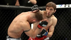 Impresif di UFC 270, Said Nurmagomedov Hajar Stamann di Ronde 1