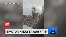VIDEO: Pemotor Nekat Lawan Arah