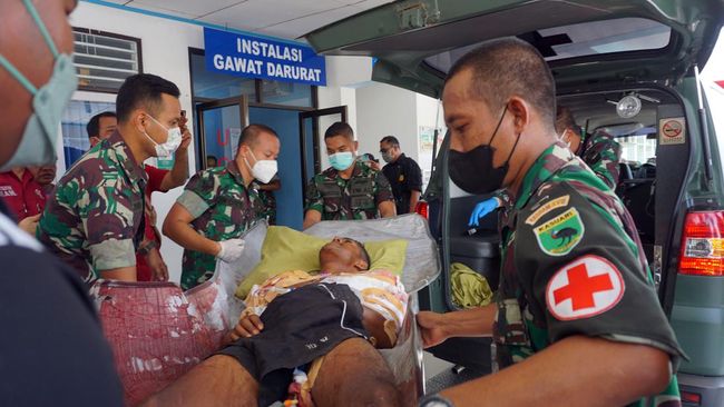 Sebanyak 5 anggota TNI tewas dan 4 lainnya luka-luka dalam sejumlah insiden baku tembak dengan KKB atau OPM di Papua dan Papua Barat, dalam dua bulan terakhir.
