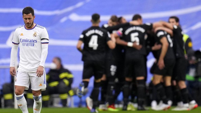 Eden Hazard akan kembali menjalani operasi untuk menyembuhkan cedera ke-16 yang dia alami di Real Madrid dalam 3 tahun terakhir.