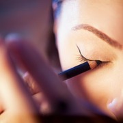 BeauPicks: Sambut Imlek dengan Sederet Eyeliner di Bawah Rp 50 Ribu, Tampil Kece Murah Meriah!