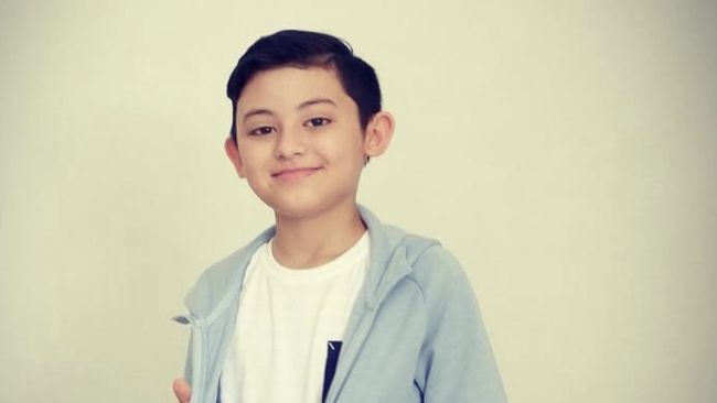 Pemeran film Danur 2 dan 3, Matthew White meninggal dunia di usia 12 tahun. Aktor cilik tersebut meninggal dunia pada Minggu (23/1).
