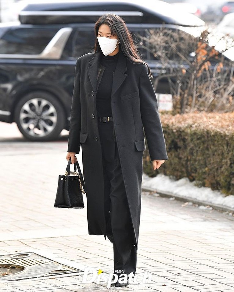 Pernikahan Park Shin Hye dan Choi Tae Joon dihadiri sejumlah bintang Korea ternama, salah satunya Lee Min Hoo. Yuk intip!