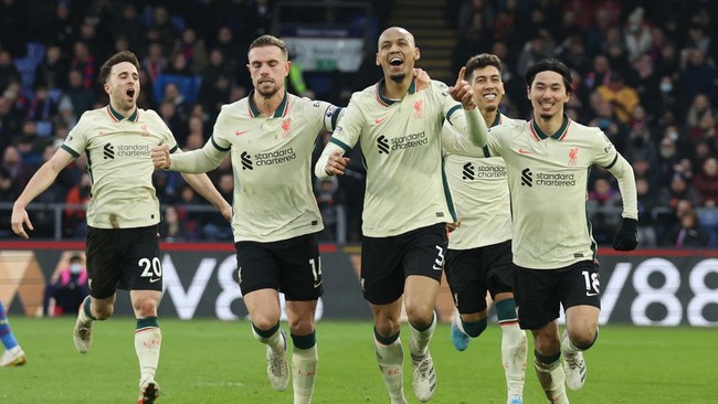 Klasemen Liga Inggris mengalami perubahan setelah kemenangan yang diraih Liverpool dan Chelsea pada pekan ke-23.