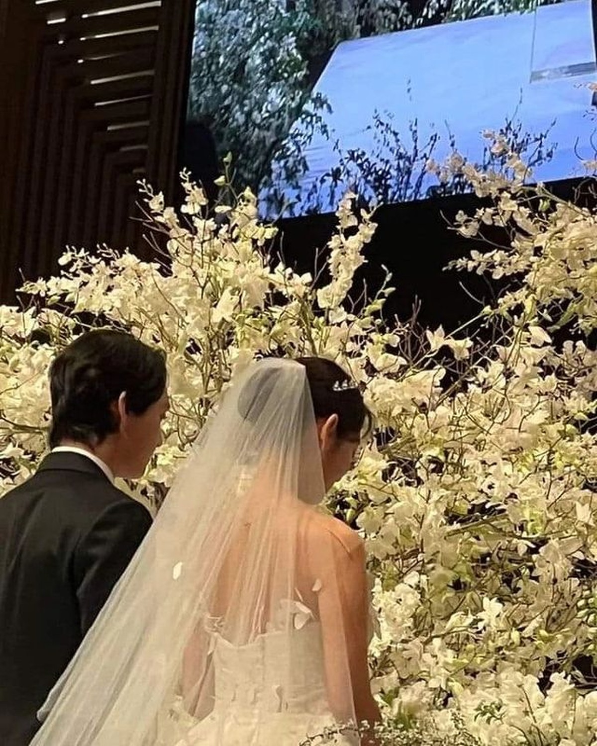 Park Shin Hye dan Choi Tae Joon menggelar acara pernikahan secara tertutup dan tak terekspos&period; Yuk intip potretnya&excl;