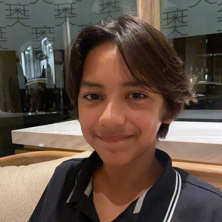<p>Jika dilihat dari foto-foto Jason, menurut Bunda, wajah Jason lebih mirip Nana Mirdad atau Andrew White? (Foto: Instagram @nanamirdad_)</p>