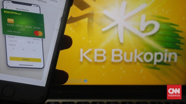 PT Bank KB Bukopin Tbk berkomitmen untuk terus meningkatkan penguatan sistem pengamanan di tengah maraknya ancaman serangan siber pada sektor perbankan.