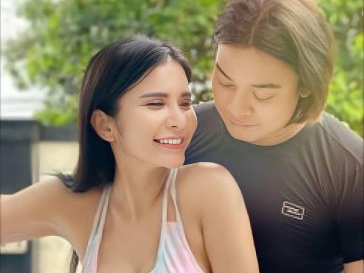 Billy Syahputra baru-baru ini dekat dengan Maria Vania sering ngonten saat olahraga bareng bikin netizen iri&period; Yuk intip potretnya&excl;