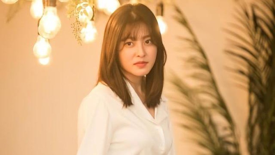 Potret Park Se Young yang akan menikah dengan lawan mainnya di drama 'School 2013' Kwak Jung Wook.