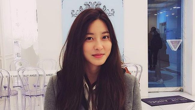 Para pemeran drama sekolah School 2013, Park Se-young dan Kwak Jung-wook bakal menikah pada pertengahan Februari 2022.