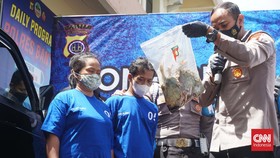 Pasutri Bantul 7 Tahun Jual Bakso Ayam Tiren ke 3 Pasar Yogyakarta