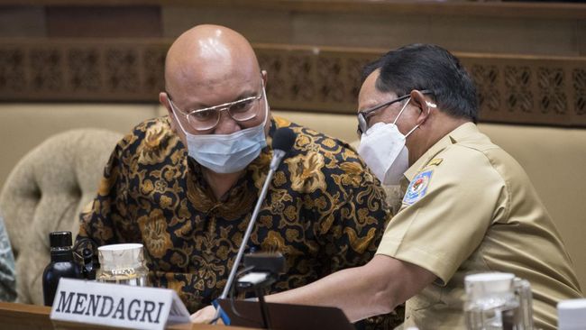 KPU-DPR Gelar Rapat Bahas Tahapan Pemilu Jumat hingga Minggu Rapat maraton antara DPR dan KPU itu nantinya akan membahas mengenai tahapan, program serta anggaran Pemilu 2024.