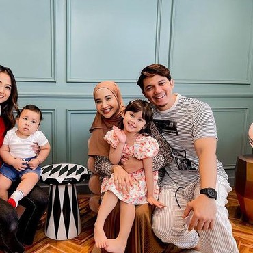 Bukan Irwansyah, Justru Zaskia Sungkar yang Gugup Bertemu Acha Septriasa