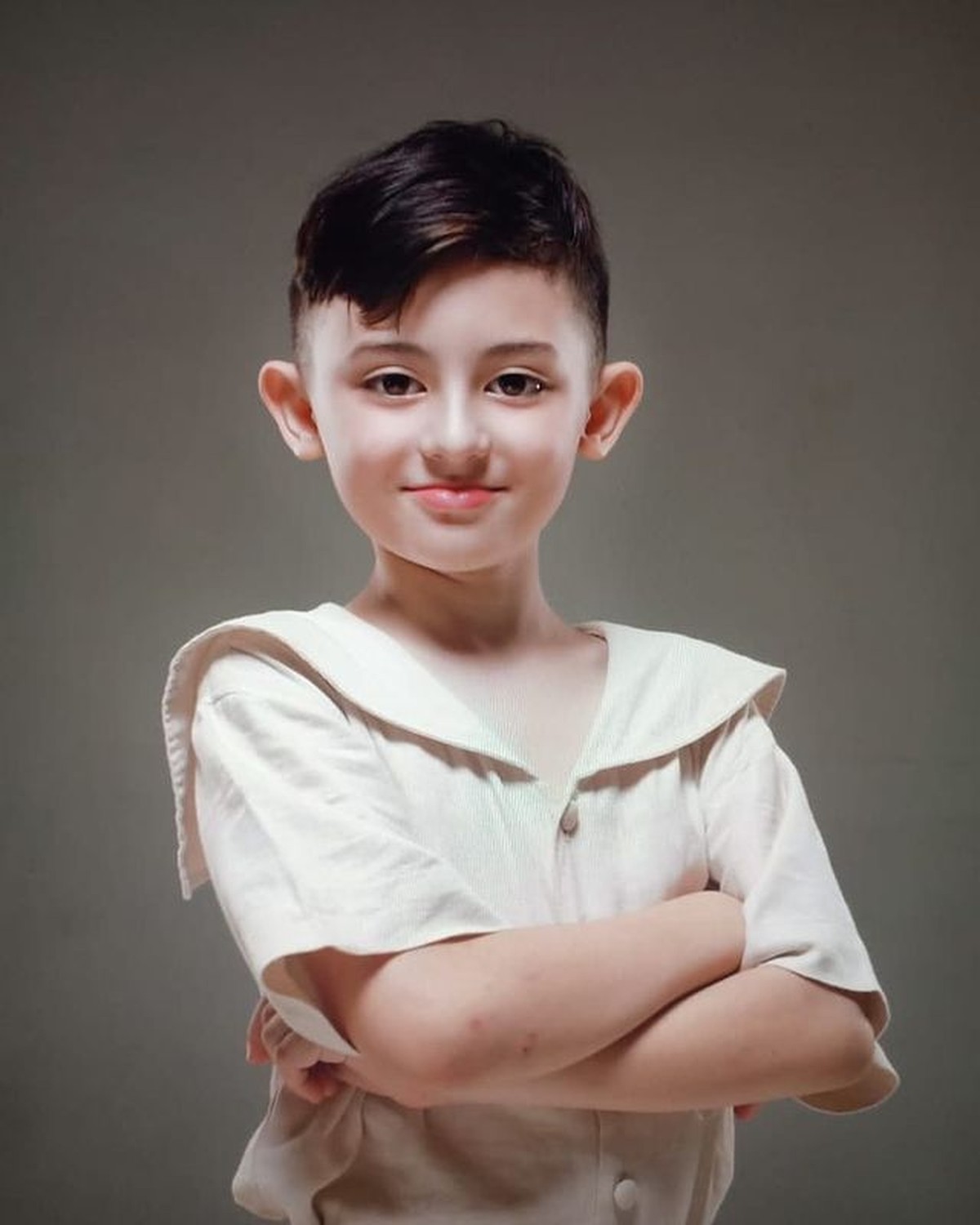 Potret Matthew White Bintang Film 'DANUR'