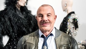 Desainer Thierry Mugler Meninggal Dunia