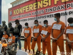 8 Pembakar Mobil Dinas Kepala Keamanan Lapas Pekanbaru Ditangkap!