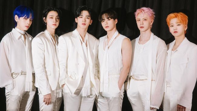 Tiga anggota grup WEi, Kim Dong-han, Yoo Yong-ha, dan Kang Seok-hwa dikonfirmasi positif Covid-19.