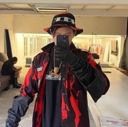 Jadi Kontroversi, Desainer Arnold Putra Pakai Baju Mirip Seragam Pemuda Pancasila di Paris Fashion Week