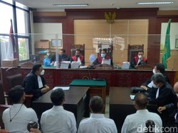 4 Eks Sipir Didakwa Lalai di Kebakaran Lapas Tangerang Tewaskan 49 Napi