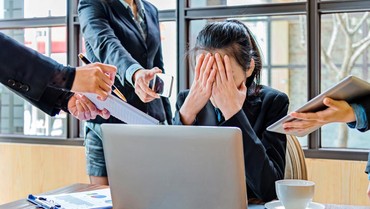 Waspada! Ini 7 Gangguan Mental yang Sering Diidap Karyawan Wanita