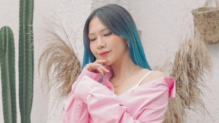 7 Inspirasi Outfit ala Influencer Natya Shina, Cocok untuk Kamu Pemilik Tubuh Mungil! 7 Inspirasi Outfit ala Influencer Natya Shina, Cocok untuk Kamu Pemilik Tubuh Mungil!