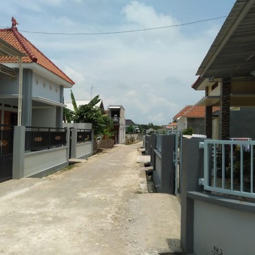 4 Artis yang Pilih Tinggal di Kampung Meski Punya Karier Mentereng