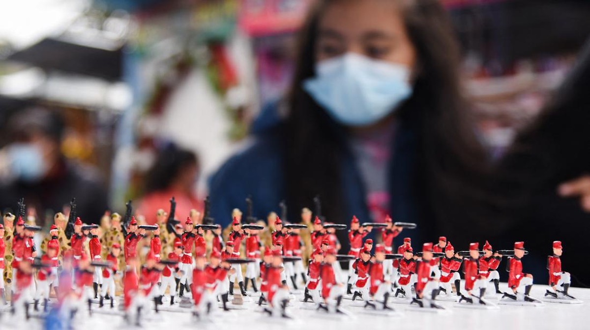 FOTO: Festival Aymara, Miniatur dan Harapan Warga Bolivia