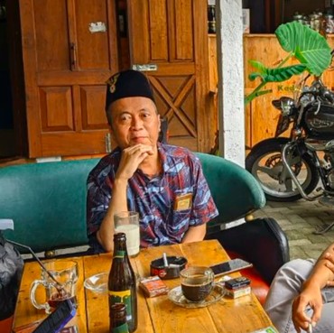 Penampilan Terbaru Ki Joko Bodo yang Lebih Kurus dan Pakai Tongkat