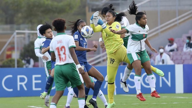 Timnas Putri Indonesia akan tampil di Piala AFF Wanita 2022, 4-7 Juli 2022. Berikut daftar 23 pemain Timnas Putri Indonesia.