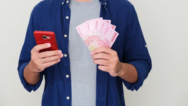Kenali 5 Ciri Aplikasi Pinjaman Online yang Aman Digunakan Kemajuan teknologi membuat segala sesuatu kini dapat dilakukan dengan cara online, tidak terkecuali dengan mengajukan pinjaman.