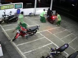 Sepekan, Maling Motor Terekam CCTV Pakai Pelat Palsu di Pasuruan