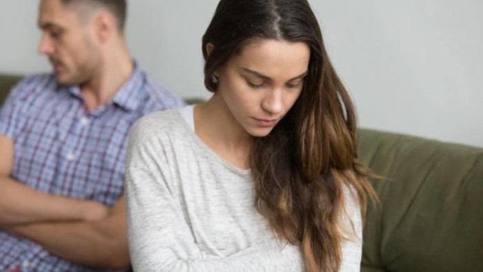 Ditinggal Pas Sayang-sayangnya, Kenalan dengan Curving yang Dinilai Lebih Menyakitkan Dibanding Ghosting Ditinggal Pas Sayang-sayangnya, Kenalan dengan Curving yang Dinilai Lebih Menyakitkan Dibanding Ghosting