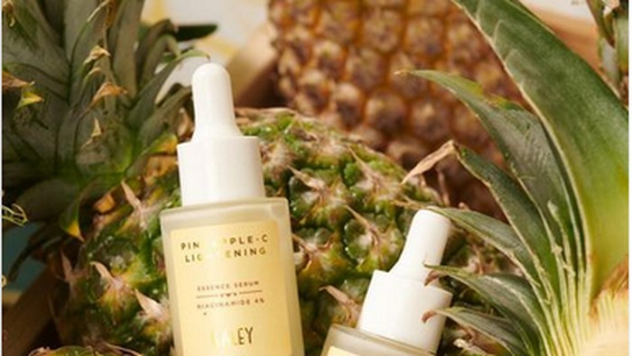 BeauPicks: Nggak Cuma Ada di Meja Makan, Buah Nanas Juga Ada di 4 Skincare Ini BeauPicks: Nggak Cuma Ada di Meja Makan, Buah Nanas Juga Ada di 4 Skincare Ini