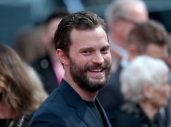 Jamie Dornan Fifty Shades of Grey Dikabarkan Sempat Serangan Jantung gegara Ini