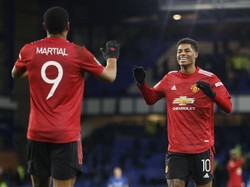 Rashford ke Martial: Semoga Sukses di Sevilla, Bro