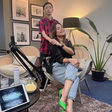 Pegang Pundak Melaney Ricardo, Ekspresi Ghozali Everyday Bikin Salfok