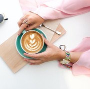 Apa Betul Terlalu Sering Ngopi Bikin Cepat Miskin? Cek Trik Jitu yang Anak Muda Bisa Lakukan Biar Bisa Kaya