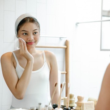 img-title Perawatan 'Mochi Skin' ala Perempuan Jepang, Bikin Kulit Terasa Lembut dan Kenyal, Tertarik Mencoba?