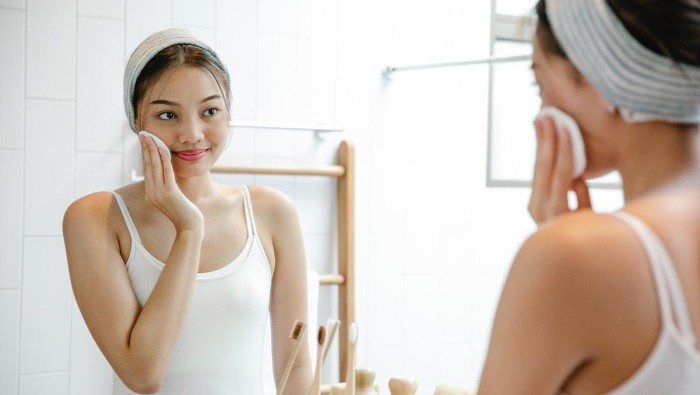 Perawatan 'Mochi Skin' ala Perempuan Jepang, Bikin Kulit Terasa Lembut dan Kenyal, Tertarik Mencoba?