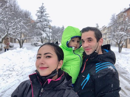Cerita Eks Resepsionis Hotel Dinikahi Bule Spanyol, Suami Romantis dari Awal Bertemu