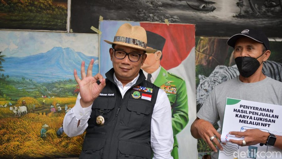 Ridwan Kamil dan penjual lukisan di Braga, Solihin