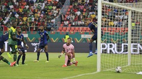FOTO: Mane Cetak Gol, Senegal Jaga Asa Juara Piala Afrika