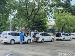Viral! Netizen Jengkel Praktik Monopoli Taksi Bandara Halim, Harga Mark-up