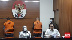 Tersangka Eks Bupati Buru Selatan Punya Uang Rp15 M dan 20 Kapal Ikan
