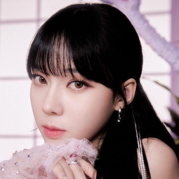 img-title Sederet Idol K-Pop yang Rayakan Ulang Tahun Bertepatan dengan Tahun Baru