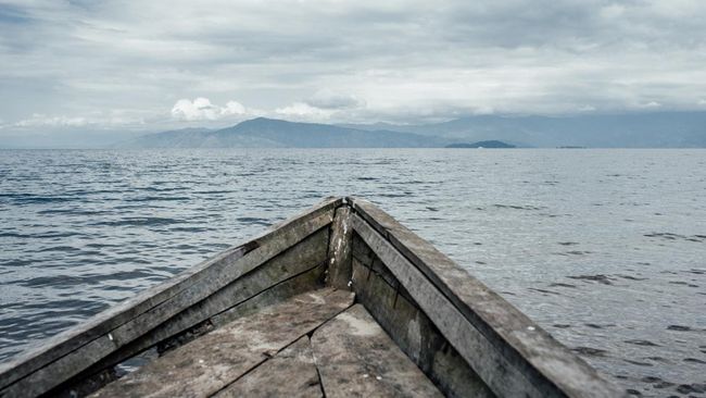 Earth-Destroying Pure ‘Time Bomb’ Set to Explode from African Lake