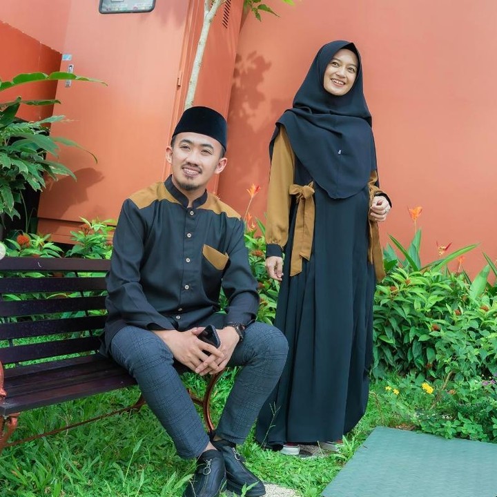 <p>"Ini suatu rezeki yang bagi saya tidak ternilai. Insyaallah menjadi sesuatu yang semakin merekatkan cinta kita. Jadi ada orang semakin banyak anak, semakin jauh, mudah-mudahan kita ada anak semakin dekat," tutur Ustaz Syam, dikutip dari<em> InsertLive</em>. (Foto: Instagram @jihan.salsabila)</p>