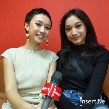 Anak Cukur Rambut Demi Semangati Ibunda yang Sakit Kanker